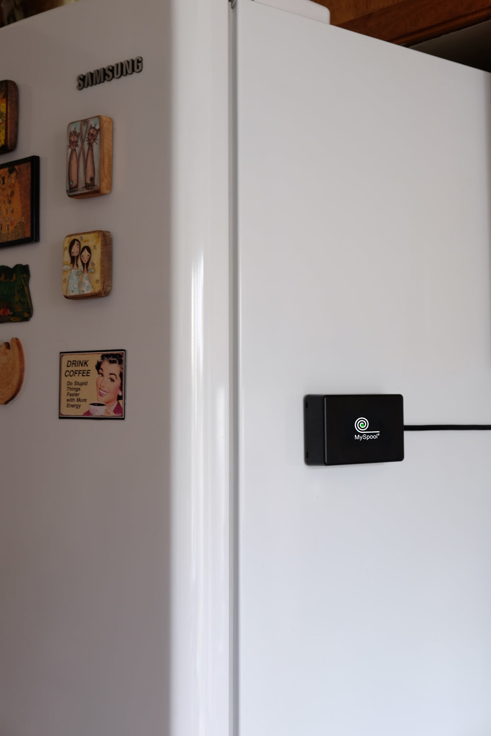 Power Failure Detector with Text Message and Email Alerts, Sends SMS Power Outage Alert and Power Restoration to Two Phones